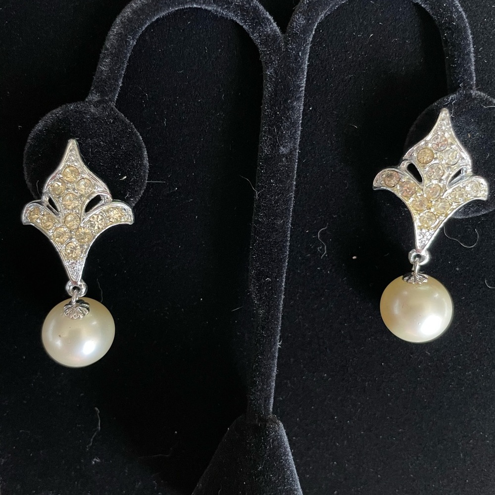 Vintage Rhinestone and Pearl Earrings